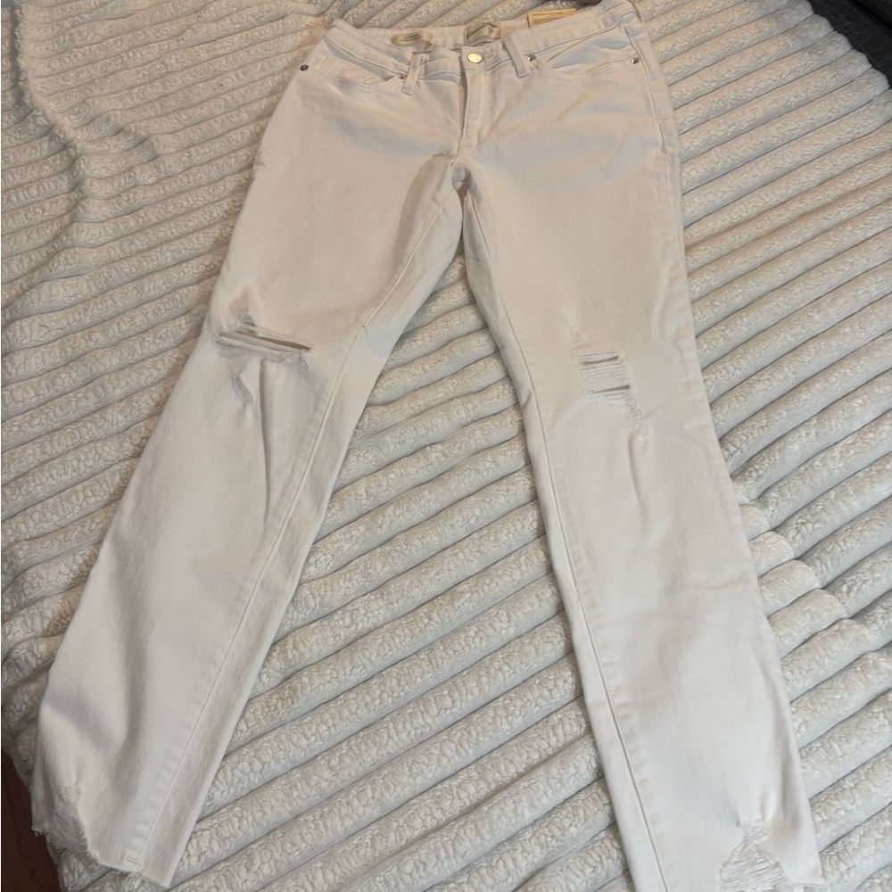 Universal Thread White Straight Leg Jeans - Picture 5 of 11